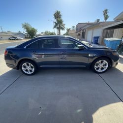 2018 Ford Taurus