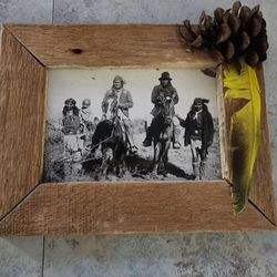  photography geronimo Y Nachez . Chiracahua Apache Chiefs