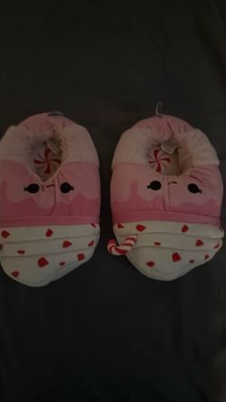 Girls slippers