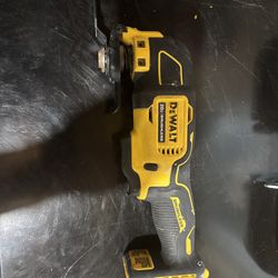 Dewalt oscillating tool