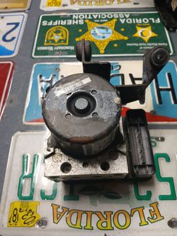 10-11 Mazda 3 w/o Dynamic Antilock Brake Pump Abs Genuine