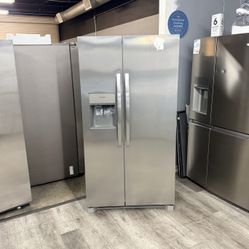 🔥FRIGIDAIRE STAINLESS STEEL REFRIGERATOR WITH ICE MAKER AND WATER DISPENSER🔥
