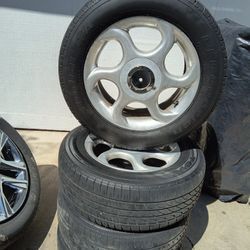 15" 5 Lugs-bolts Universal Pattern Wheels