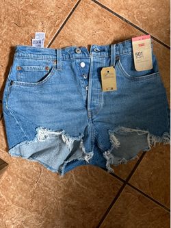 Levi’s 501 size 30 super cute $35 new . Pick up only 76114