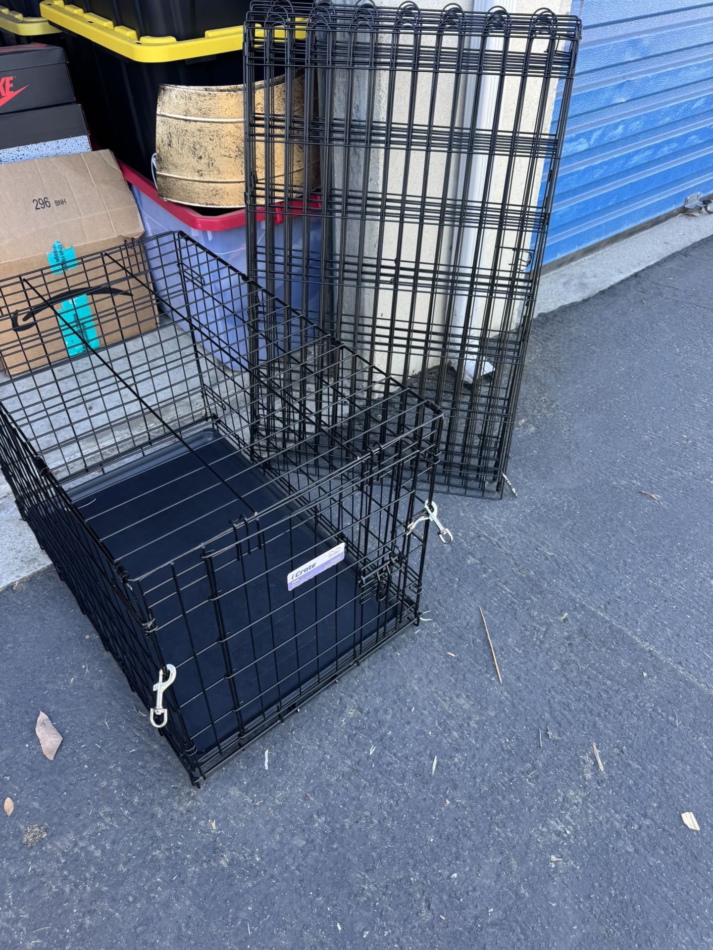 Dog crate and Play Pen
