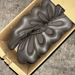 Yeezy 450