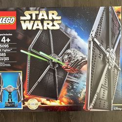 Lego Star Wars UCS Tie Fighter 75095 Sealed