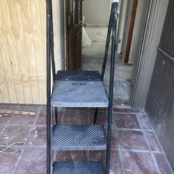Cosco 5 Ft Ladder