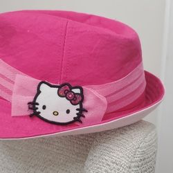 HELLO KITTY HAT