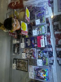 Bobble head/cards