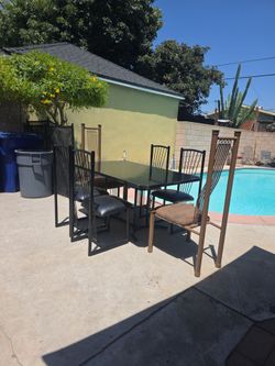 Dining Table & Chairs