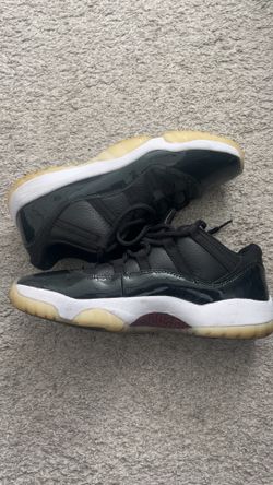 Jordan 11 Retro Low 72-10