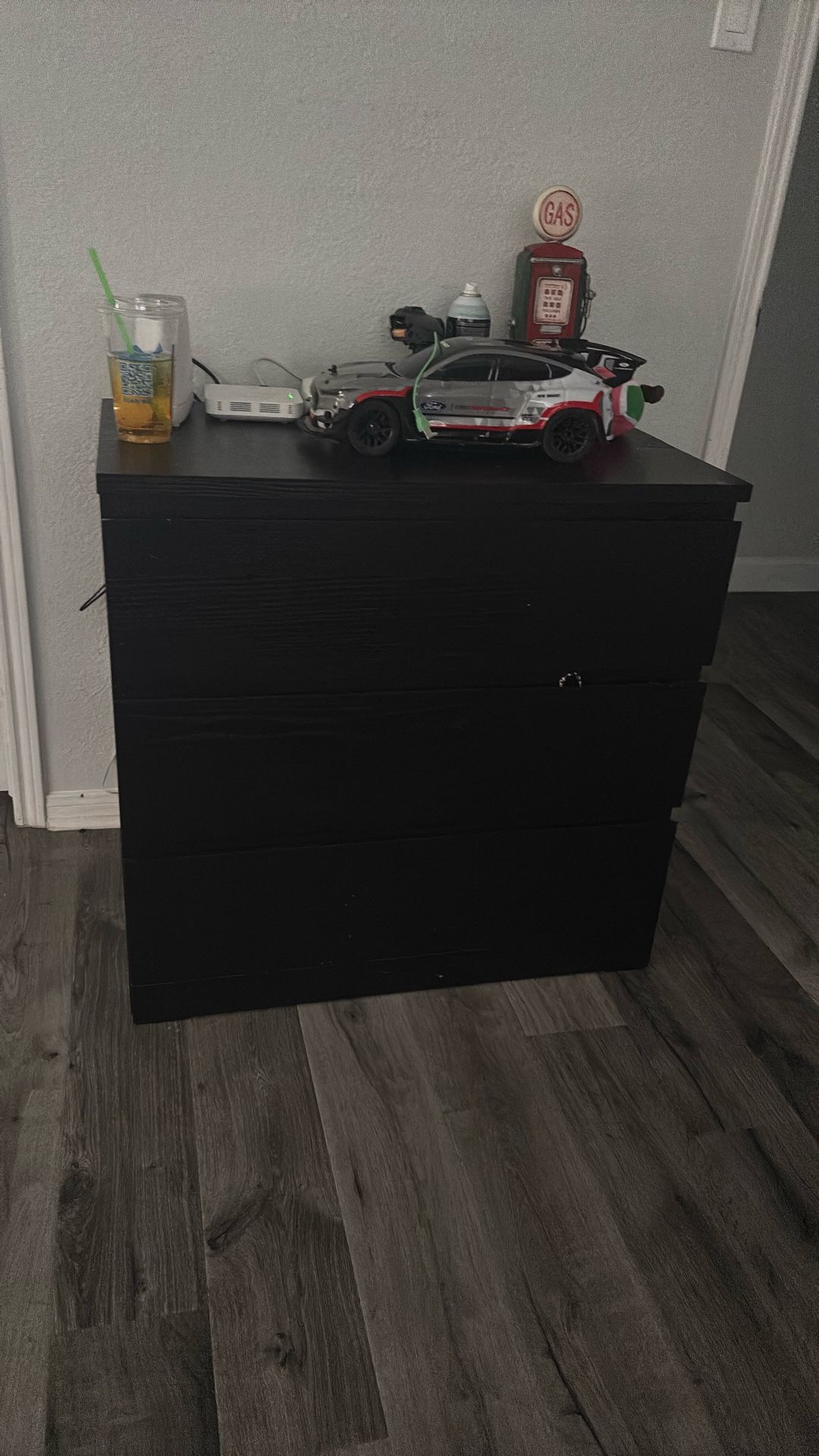 🖤 Black 3-Drawer Cabinet / Nightstand – Great Condition! 🖤