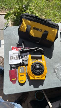 rotary self leveling for interior and exterior Dewalt DW704 rotary self leveling for interior and exterior