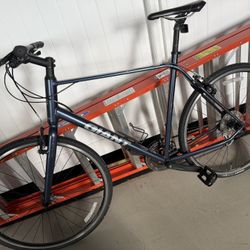 Giant Escape Hybrid Bike 