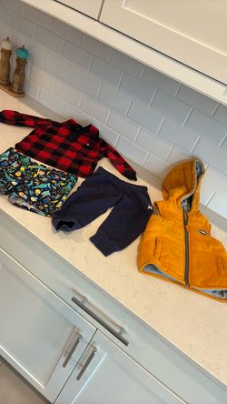 Bundle of boys 18 months clothes
