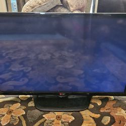 32 In LG TV $30 Obo