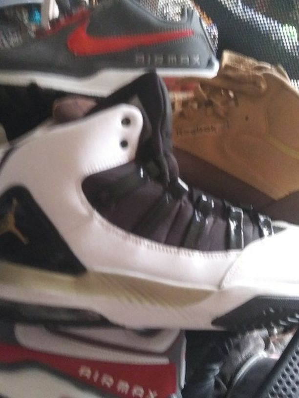 Mens Air Jordans Size 12