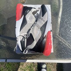Air Max 270