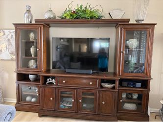 Entertainment Center