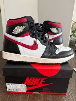Air Jordan 1 Retro High OG Black/ Gym Red mens Size 12