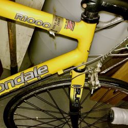 CAAD4 Cannondale R1000 road Bicycle