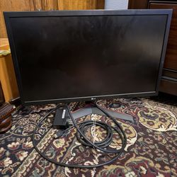 LG Gaming monitor 144hz 1ms 24in