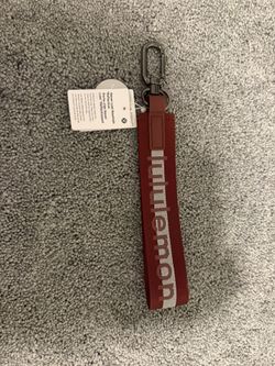 Lululemon Never Lost Keychain *Reflective Color Rockwood/Red Clay 