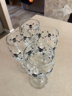 Halloween glassware