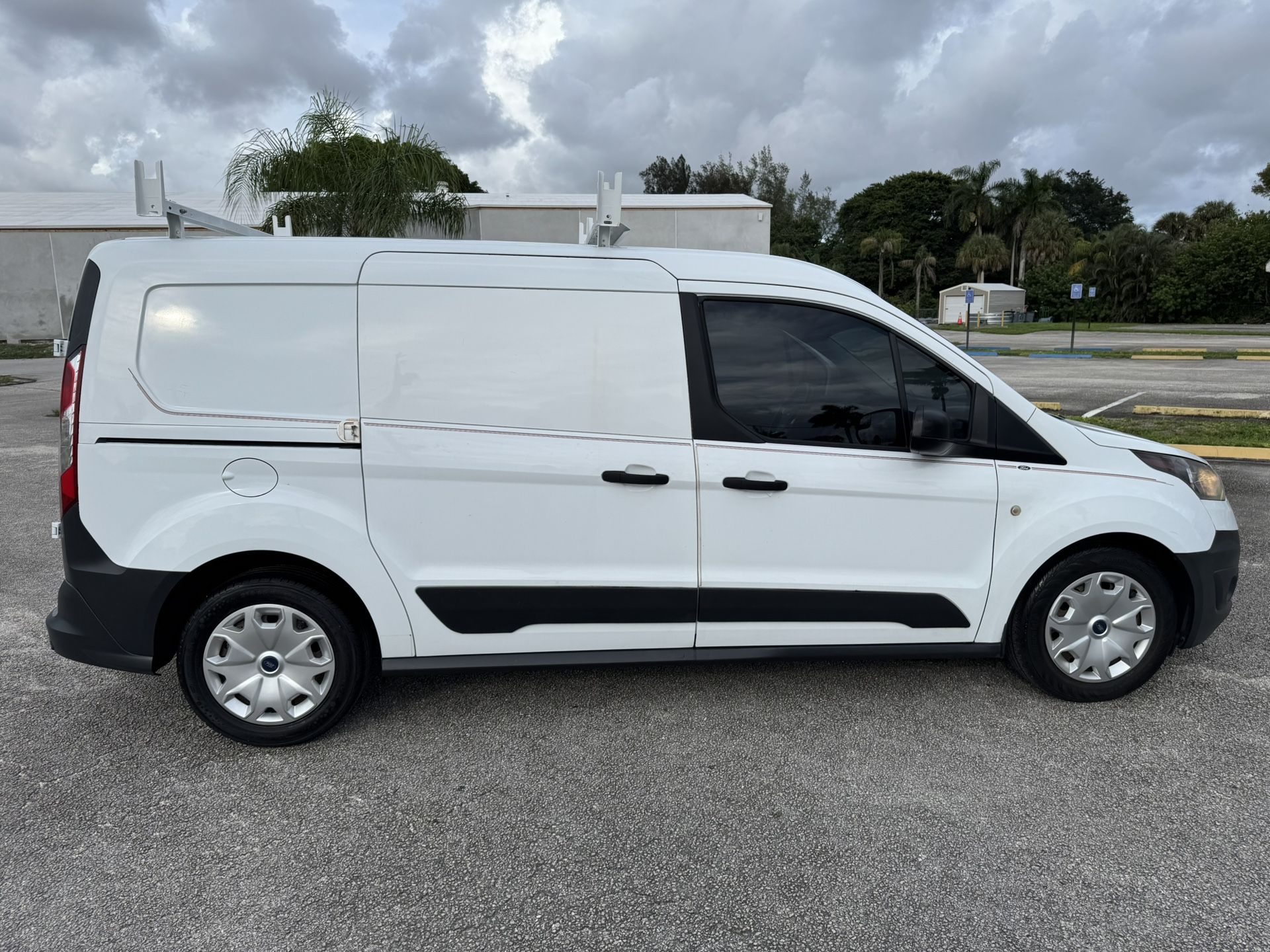 2017 Ford Transit Connect XLT