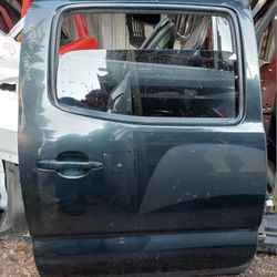2005 2006 2007 2008 Thru 2015 TOYOTA TACOMA RIGHT REAR PASSENGER DOOR