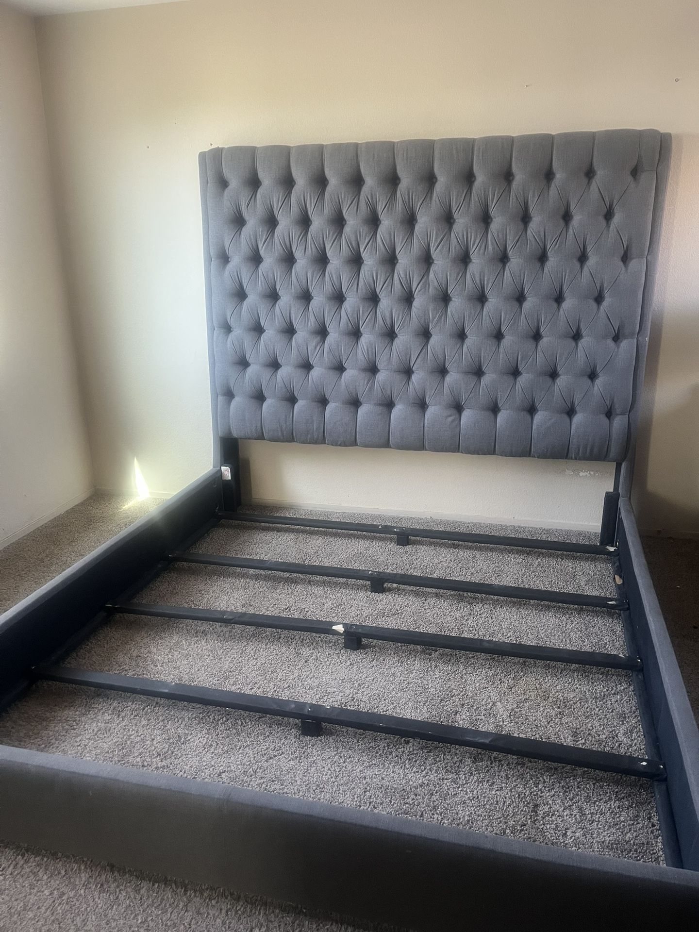 King Size Bed Home & Garden