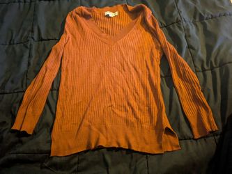 Love & Change Ribbed V-Neck Sweater