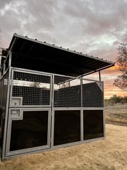 Premium Portable Horse Stalls - Horse Panel - Horse Stable - Horse Barn - Horse Shelter - Horse Corral