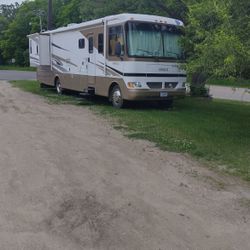 2005 HOLIDAY RAMBLER