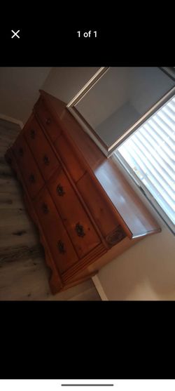 Dresser