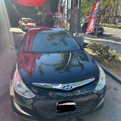2013 Hyundai Sonata Hybrid,Good Condition 130k mi