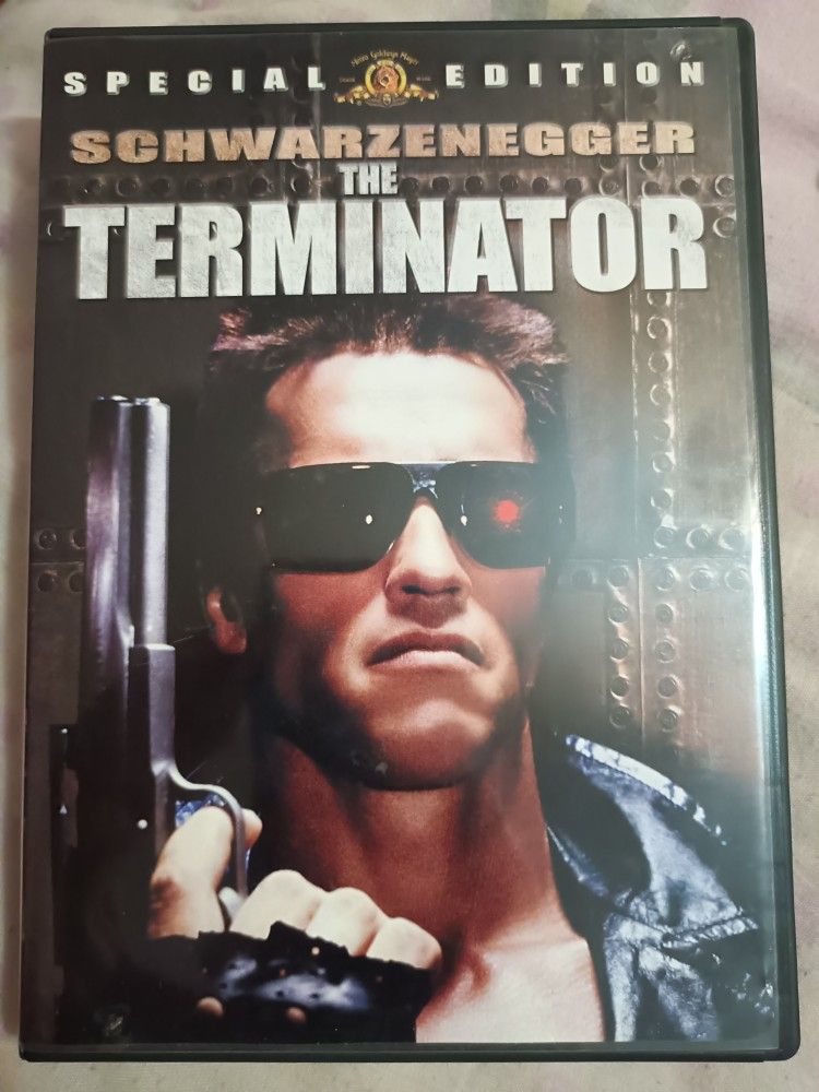 Arnold Schwarzenegger Movies ( Set Of 4 DVDs)