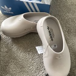 Ladies Adidas Slides