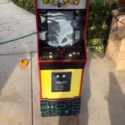 Pac-Man game