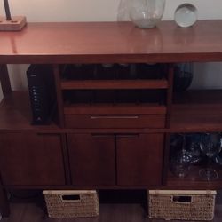 Beautiful Buffet/Sideboard 