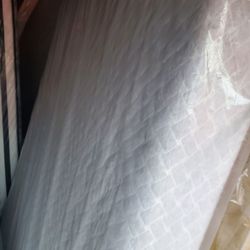 Queen Size Box Spring Can Deliver 