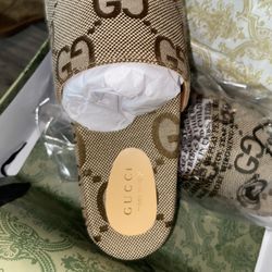 Gucci slippers 