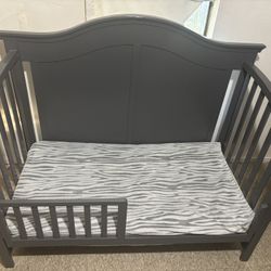 Baby & Toddler Bed