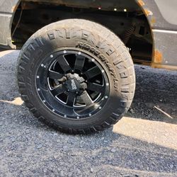 Moto Metal Rim Brand New In Box Looks Like This