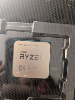 AMD Ryzen 3700x