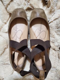 Jessica Simpson girl size 4