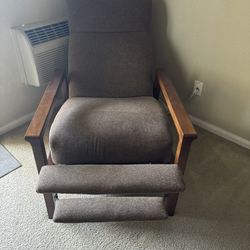 Recliner Chair 