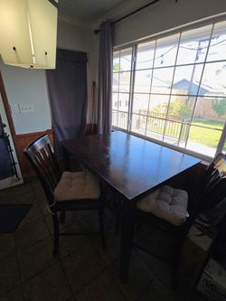 Dinning Table