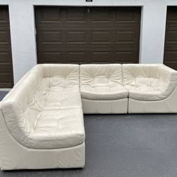 Sofa/Couch Sectional - Z Gallerie - Modular - Off White - Delivery Available 🚛